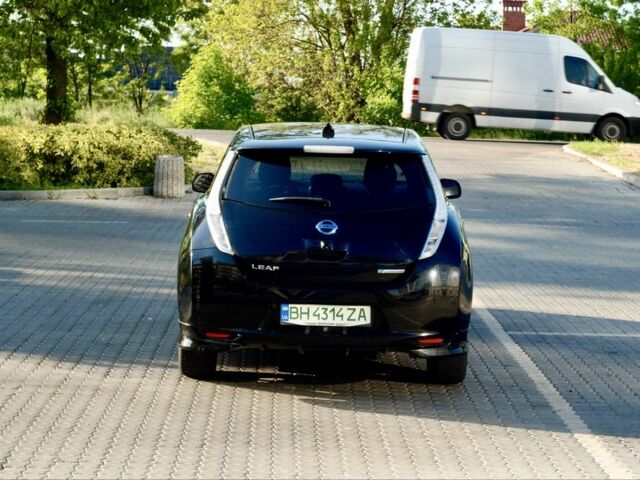 Чорний Ніссан Ліф, об'ємом двигуна 0 л та пробігом 180 тис. км за 6200 $, фото 3 на Automoto.ua