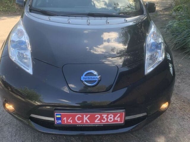 Черный Ниссан Лиф, объемом двигателя 0 л и пробегом 80 тыс. км за 7750 $, фото 1 на Automoto.ua