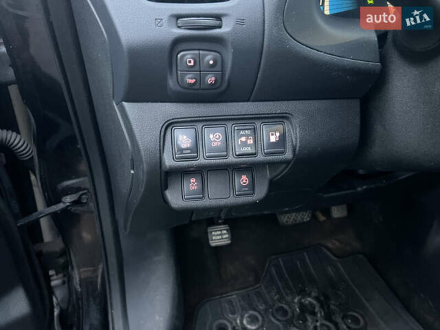 Ниссан Лиф 2014 в Харькове на Automoto.ua Черный Ниссан Лиф, объемом двигателя 0 л и пробегом 93 тыс. км за 8200 $, фото 15 на Automoto.ua