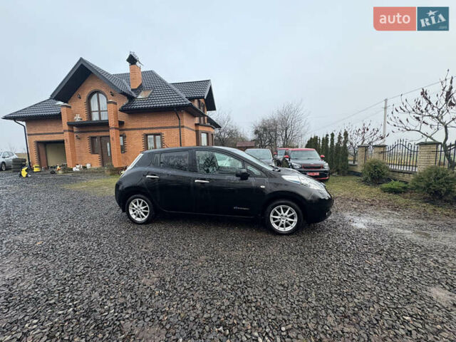 Черный Ниссан Лиф, объемом двигателя 0 л и пробегом 103 тыс. км за 5900 $, фото 13 на Automoto.ua
