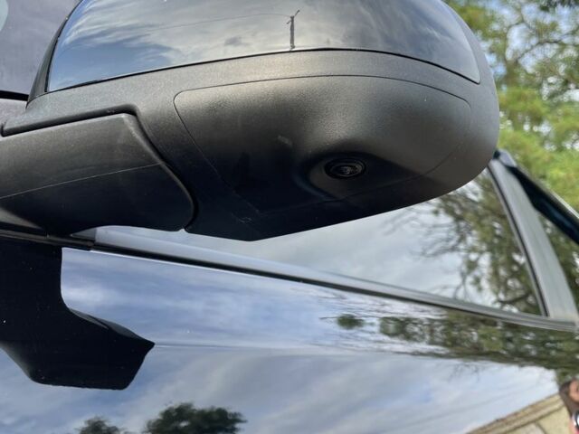 Черный Ниссан Лиф, объемом двигателя 0 л и пробегом 90 тыс. км за 8300 $, фото 13 на Automoto.ua