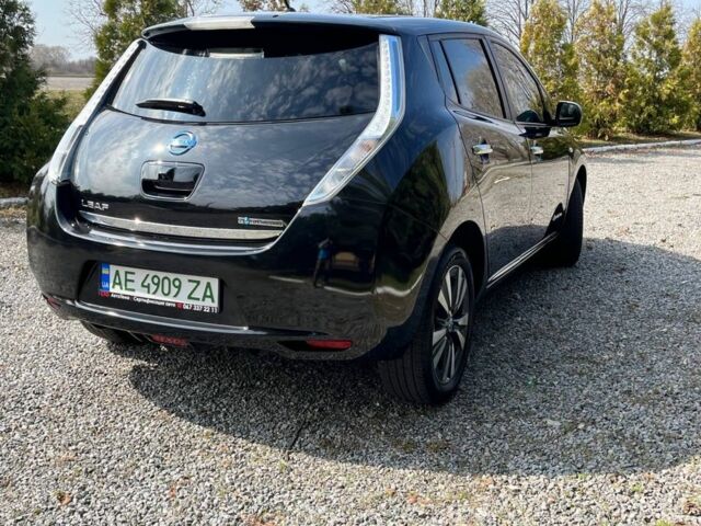 Черный Ниссан Лиф, объемом двигателя 0 л и пробегом 150 тыс. км за 6800 $, фото 8 на Automoto.ua