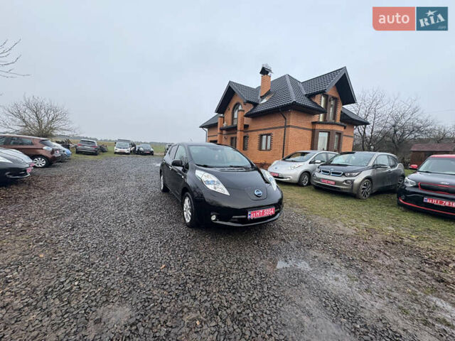 Черный Ниссан Лиф, объемом двигателя 0 л и пробегом 103 тыс. км за 5900 $, фото 12 на Automoto.ua