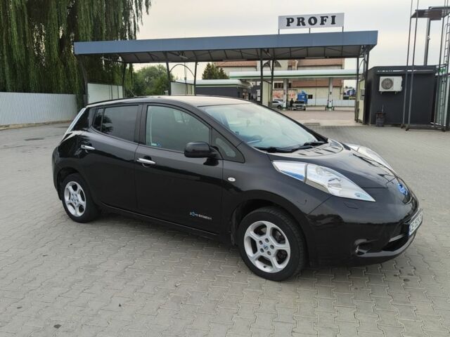 Черный Ниссан Лиф, объемом двигателя 0 л и пробегом 310 тыс. км за 4100 $, фото 1 на Automoto.ua