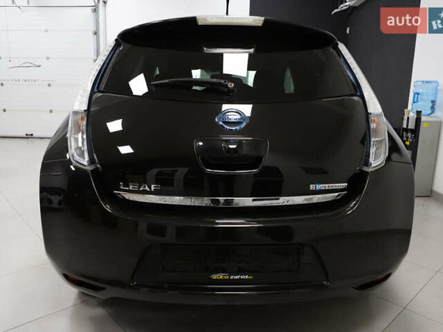 Чорний Ніссан Ліф, об'ємом двигуна 0 л та пробігом 55 тис. км за 6900 $, фото 27 на Automoto.ua