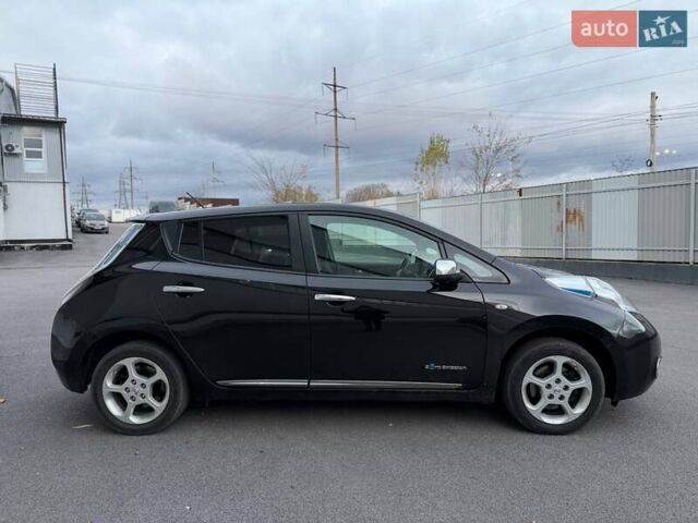 Черный Ниссан Лиф, объемом двигателя 0 л и пробегом 90 тыс. км за 6700 $, фото 1 на Automoto.ua