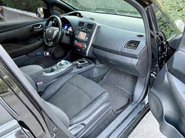 Черный Ниссан Лиф, объемом двигателя 0 л и пробегом 170 тыс. км за 4300 $, фото 11 на Automoto.ua