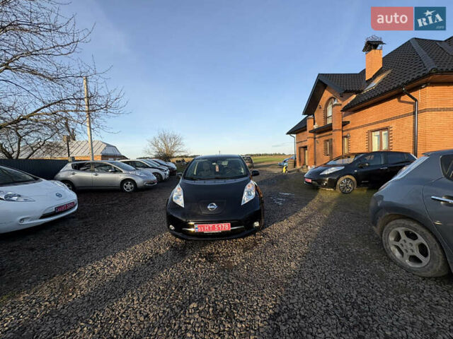 Черный Ниссан Лиф, объемом двигателя 0 л и пробегом 185 тыс. км за 5500 $, фото 10 на Automoto.ua