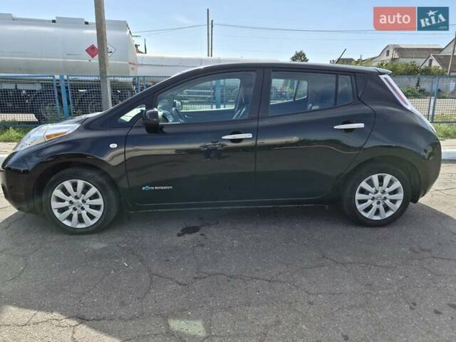 Чорний Ніссан Ліф, об'ємом двигуна 0 л та пробігом 119 тис. км за 6200 $, фото 1 на Automoto.ua