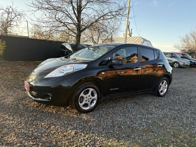 Черный Ниссан Лиф, объемом двигателя 0 л и пробегом 185 тыс. км за 5900 $, фото 8 на Automoto.ua