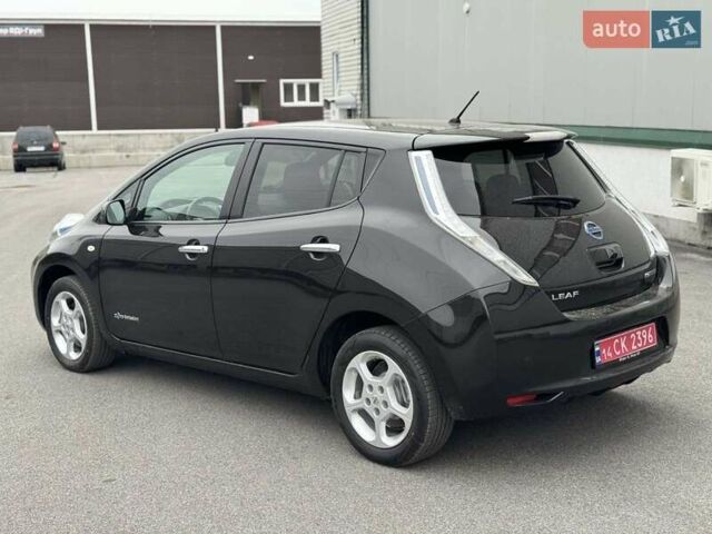 Черный Ниссан Лиф, объемом двигателя 0 л и пробегом 85 тыс. км за 6999 $, фото 7 на Automoto.ua