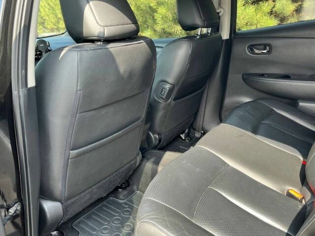 Черный Ниссан Лиф, объемом двигателя 0 л и пробегом 150 тыс. км за 6800 $, фото 12 на Automoto.ua