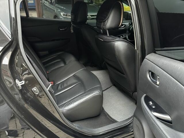 Чорний Ніссан Ліф, об'ємом двигуна 0 л та пробігом 170 тис. км за 6999 $, фото 10 на Automoto.ua