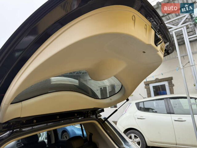 Черный Ниссан Лиф, объемом двигателя 0 л и пробегом 218 тыс. км за 6850 $, фото 19 на Automoto.ua