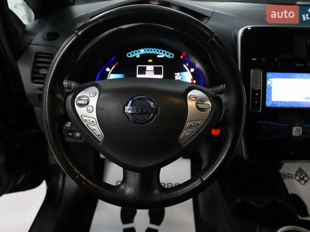 Чорний Ніссан Ліф, об'ємом двигуна 0 л та пробігом 55 тис. км за 6900 $, фото 42 на Automoto.ua