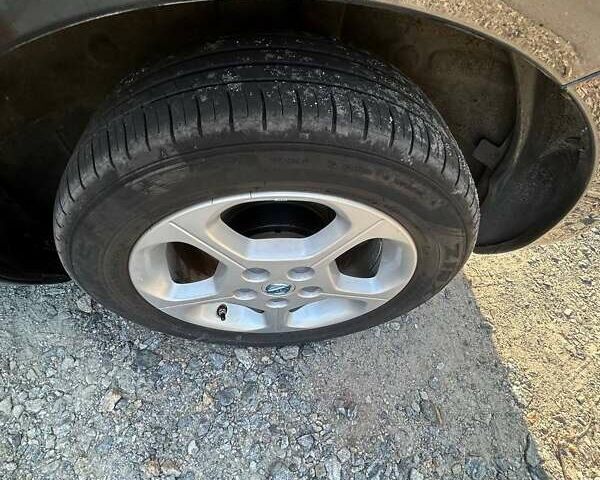 Чорний Ніссан Ліф, об'ємом двигуна 0 л та пробігом 105 тис. км за 7999 $, фото 16 на Automoto.ua