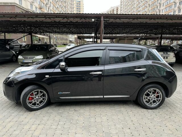 Чорний Ніссан Ліф, об'ємом двигуна 0 л та пробігом 170 тис. км за 6999 $, фото 3 на Automoto.ua