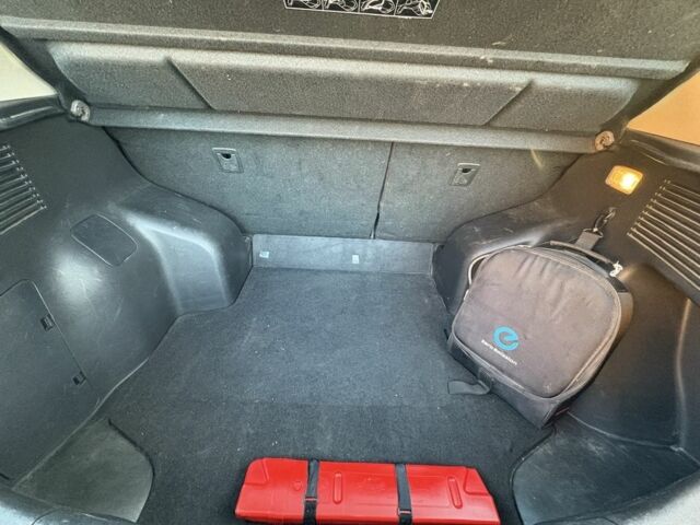 Чорний Ніссан Ліф, об'ємом двигуна 0 л та пробігом 102 тис. км за 5900 $, фото 18 на Automoto.ua