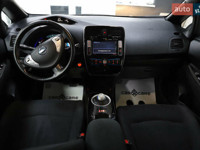 Чорний Ніссан Ліф, об'ємом двигуна 0 л та пробігом 55 тис. км за 6900 $, фото 32 на Automoto.ua