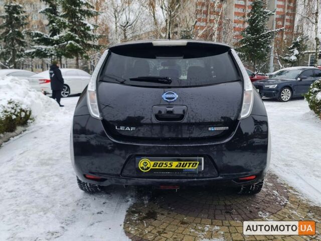 Черный Ниссан Лиф, объемом двигателя 24 л и пробегом 142 тыс. км за 8400 $, фото 4 на Automoto.ua