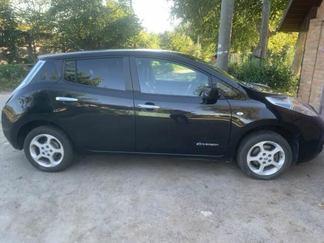 Черный Ниссан Лиф, объемом двигателя 0 л и пробегом 80 тыс. км за 7750 $, фото 2 на Automoto.ua