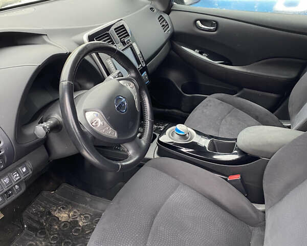 Чорний Ніссан Ліф, об'ємом двигуна 0 л та пробігом 126 тис. км за 6490 $, фото 7 на Automoto.ua