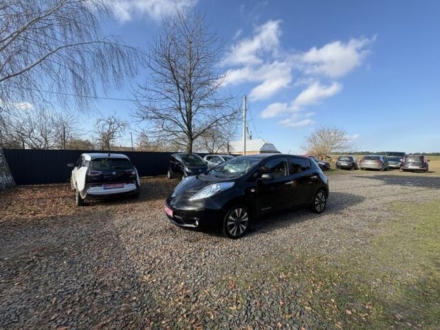 Чорний Ніссан Ліф, об'ємом двигуна 0 л та пробігом 120 тис. км за 6500 $, фото 10 на Automoto.ua