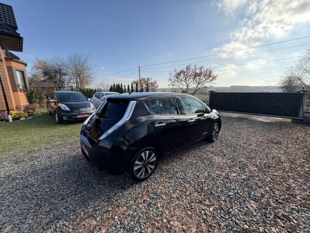 Чорний Ніссан Ліф, об'ємом двигуна 0 л та пробігом 120 тис. км за 6500 $, фото 14 на Automoto.ua