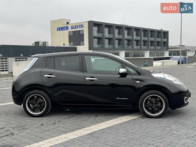 Черный Ниссан Лиф, объемом двигателя 0 л и пробегом 100 тыс. км за 5999 $, фото 12 на Automoto.ua