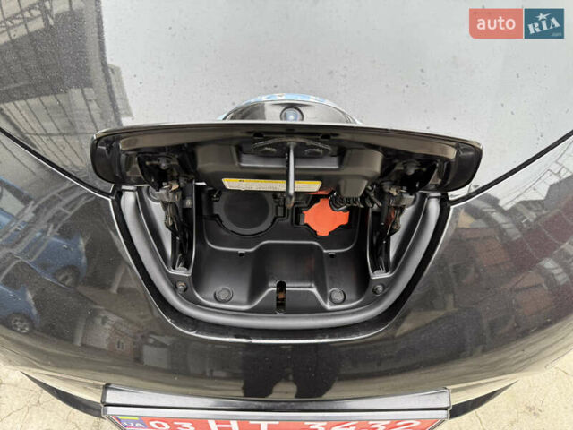 Черный Ниссан Лиф, объемом двигателя 0 л и пробегом 218 тыс. км за 6850 $, фото 30 на Automoto.ua