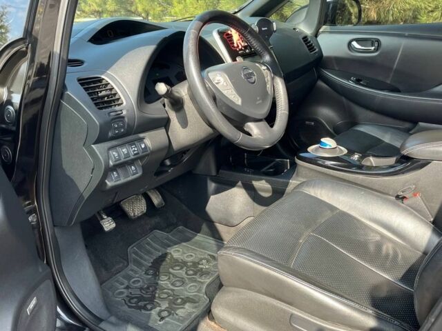 Черный Ниссан Лиф, объемом двигателя 0 л и пробегом 150 тыс. км за 6800 $, фото 10 на Automoto.ua