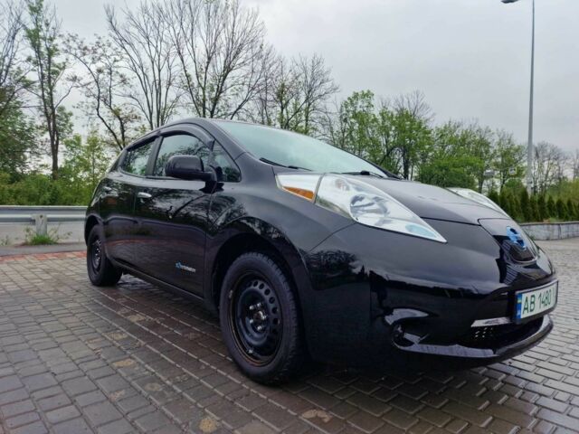 Черный Ниссан Лиф, объемом двигателя 0 л и пробегом 127 тыс. км за 6500 $, фото 1 на Automoto.ua