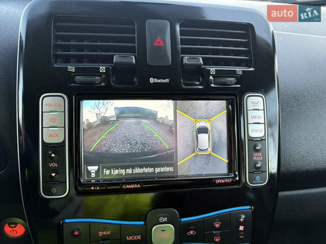 Черный Ниссан Лиф, объемом двигателя 0 л и пробегом 120 тыс. км за 6300 $, фото 27 на Automoto.ua