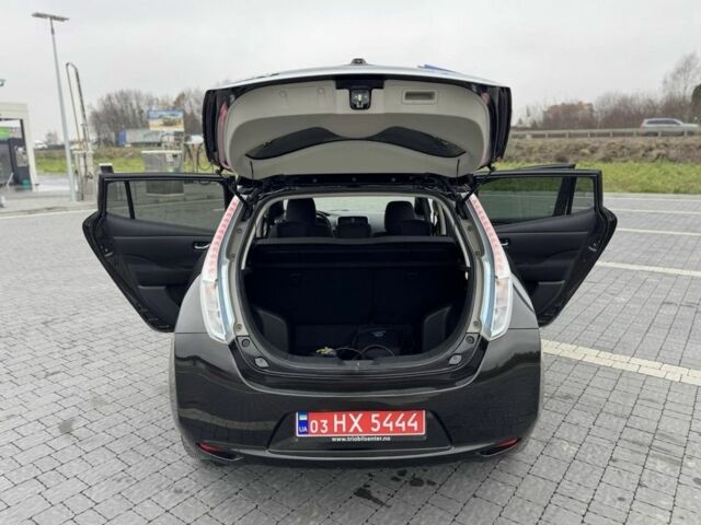 Черный Ниссан Лиф, объемом двигателя 0 л и пробегом 100 тыс. км за 6600 $, фото 10 на Automoto.ua