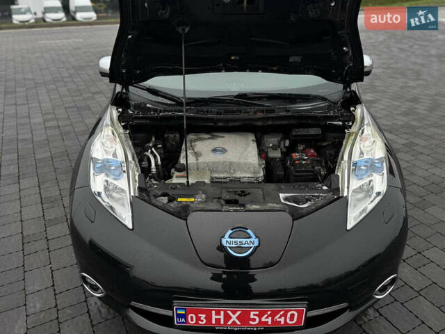 Черный Ниссан Лиф, объемом двигателя 0 л и пробегом 125 тыс. км за 6500 $, фото 26 на Automoto.ua