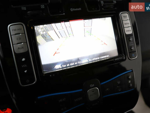 Чорний Ніссан Ліф, об'ємом двигуна 0 л та пробігом 55 тис. км за 6900 $, фото 45 на Automoto.ua