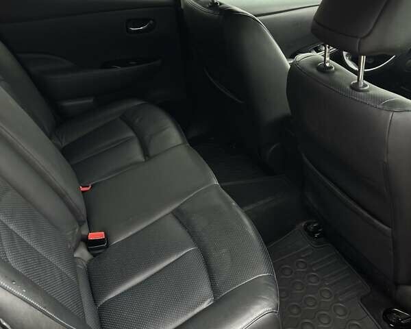 Чорний Ніссан Ліф, об'ємом двигуна 0 л та пробігом 136 тис. км за 6999 $, фото 16 на Automoto.ua