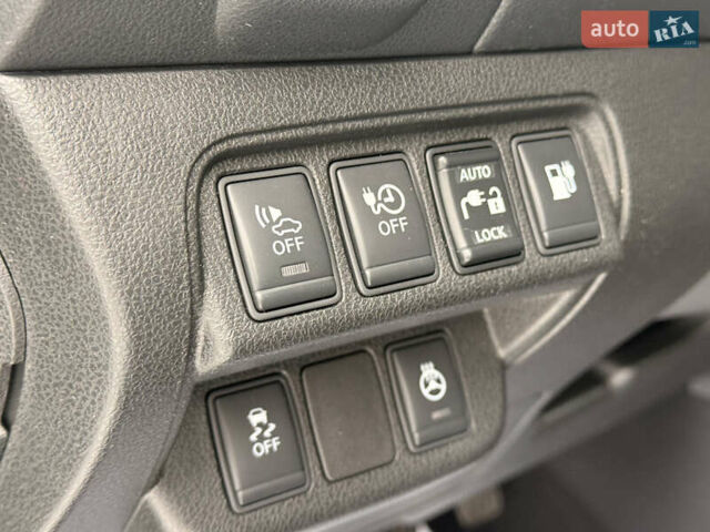 Чорний Ніссан Ліф, об'ємом двигуна 0 л та пробігом 125 тис. км за 7600 $, фото 11 на Automoto.ua