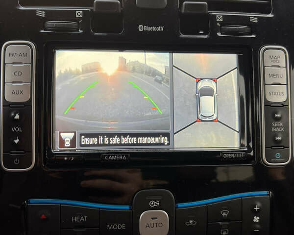 Черный Ниссан Лиф, объемом двигателя 0 л и пробегом 104 тыс. км за 8500 $, фото 19 на Automoto.ua