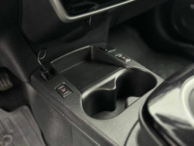 Черный Ниссан Лиф, объемом двигателя 0 л и пробегом 125 тыс. км за 6500 $, фото 21 на Automoto.ua