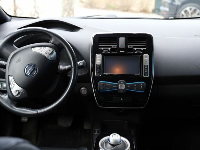 Чорний Ніссан Ліф, об'ємом двигуна 0 л та пробігом 87 тис. км за 7100 $, фото 3 на Automoto.ua