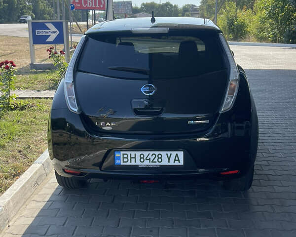 Чорний Ніссан Ліф, об'ємом двигуна 0 л та пробігом 133 тис. км за 7500 $, фото 4 на Automoto.ua