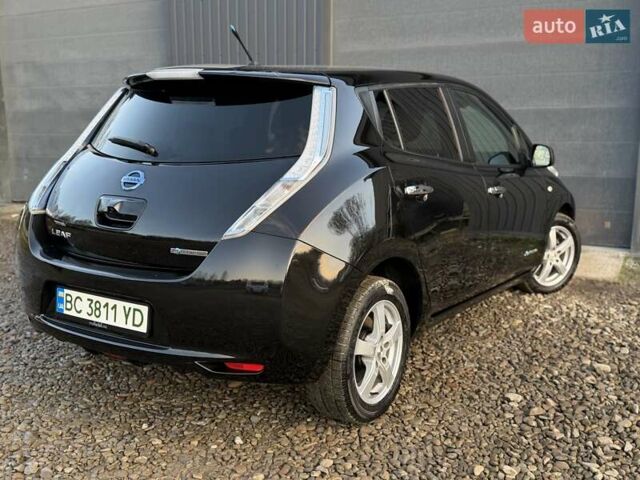 Чорний Ніссан Ліф, об'ємом двигуна 0 л та пробігом 95 тис. км за 6950 $, фото 24 на Automoto.ua