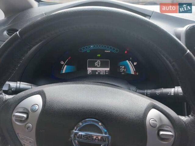 Чорний Ніссан Ліф, об'ємом двигуна 0 л та пробігом 168 тис. км за 7500 $, фото 12 на Automoto.ua