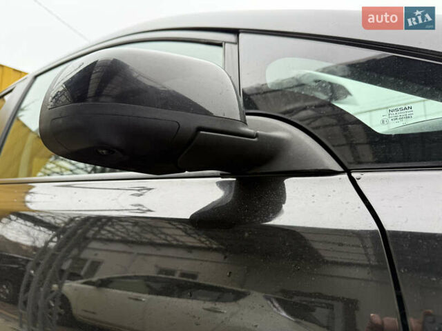 Черный Ниссан Лиф, объемом двигателя 0 л и пробегом 218 тыс. км за 6850 $, фото 34 на Automoto.ua