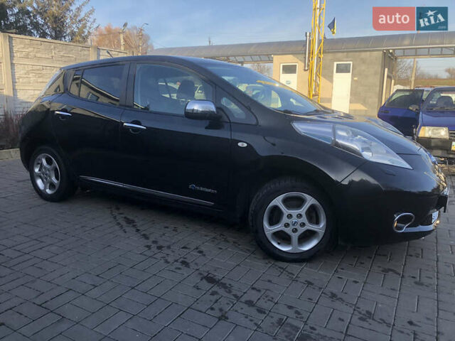 Черный Ниссан Лиф, объемом двигателя 0 л и пробегом 147 тыс. км за 6900 $, фото 5 на Automoto.ua