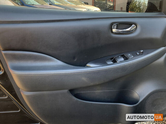 Чорний Ніссан Ліф, об'ємом двигуна 24 л та пробігом 128 тис. км за 6400 $, фото 6 на Automoto.ua