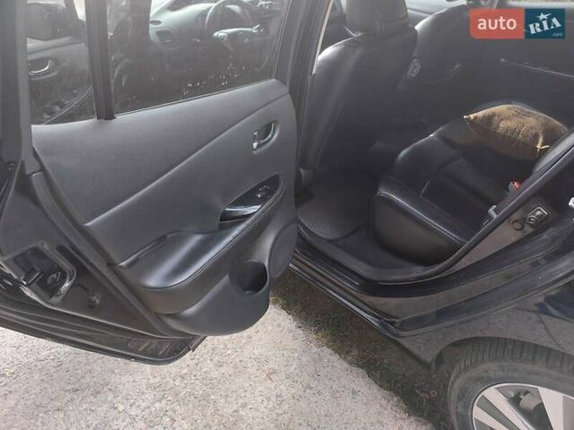 Чорний Ніссан Ліф, об'ємом двигуна 0 л та пробігом 168 тис. км за 7500 $, фото 6 на Automoto.ua
