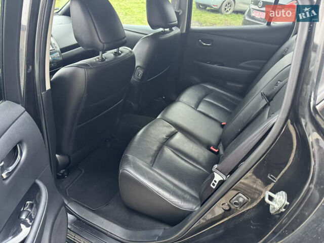 Черный Ниссан Лиф, объемом двигателя 0 л и пробегом 154 тыс. км за 6599 $, фото 22 на Automoto.ua