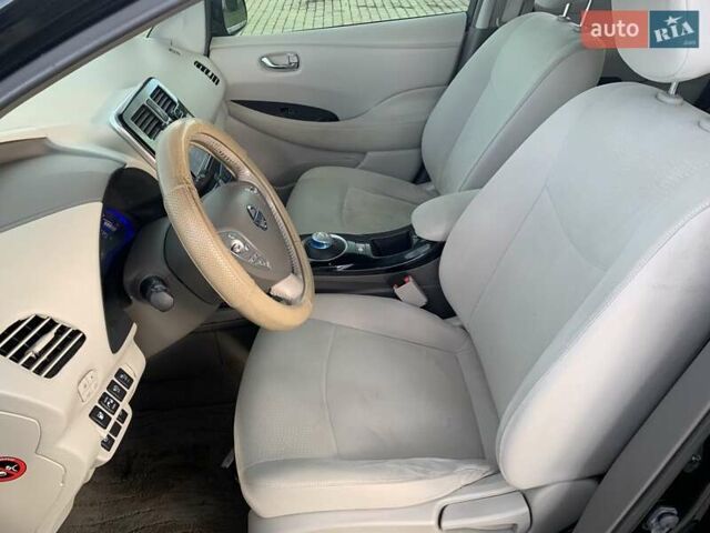 Чорний Ніссан Ліф, об'ємом двигуна 0 л та пробігом 153 тис. км за 6500 $, фото 16 на Automoto.ua